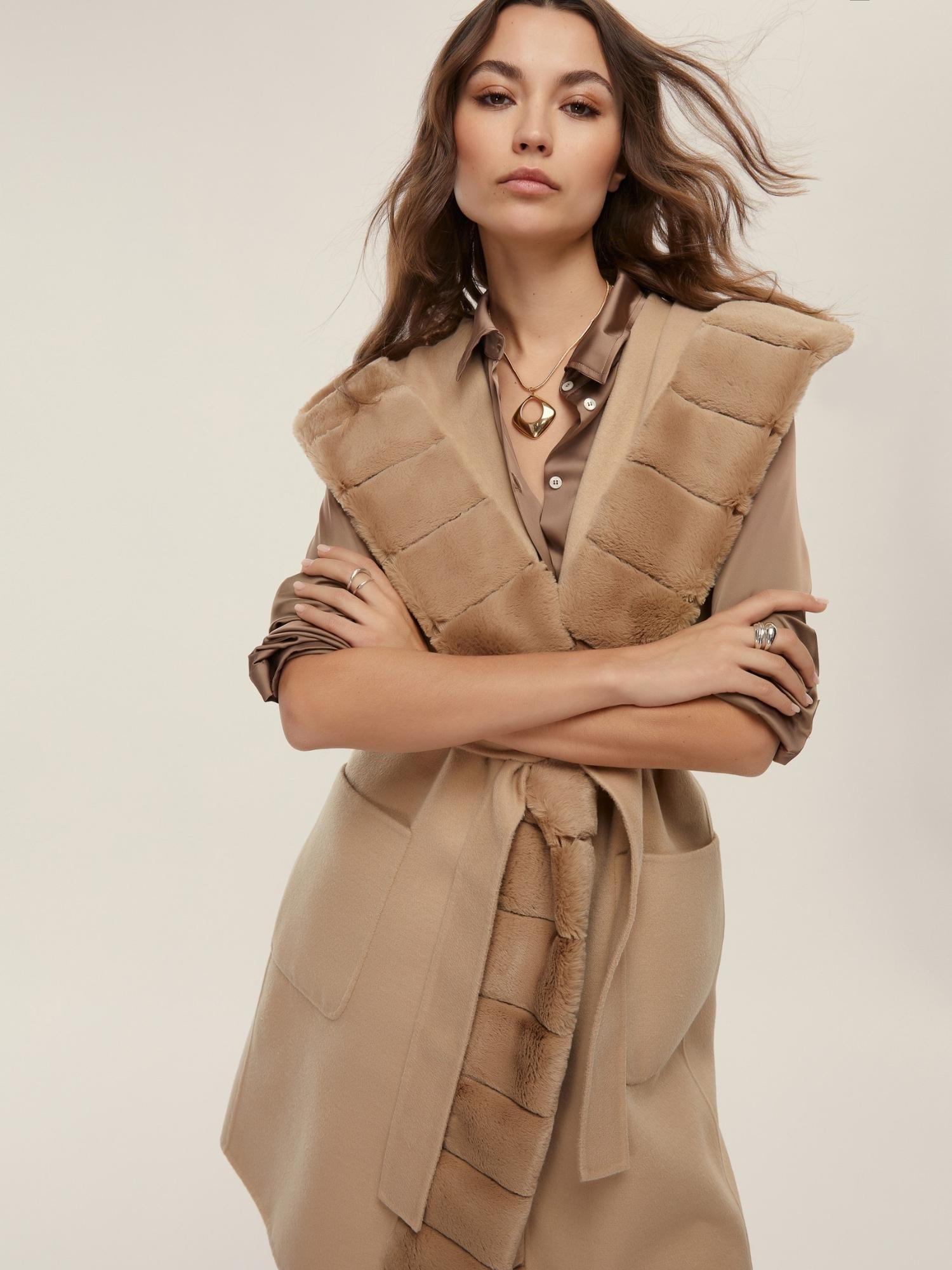 Emme Marella Gilet con cintura Formosa Donna Beige - Santangelo