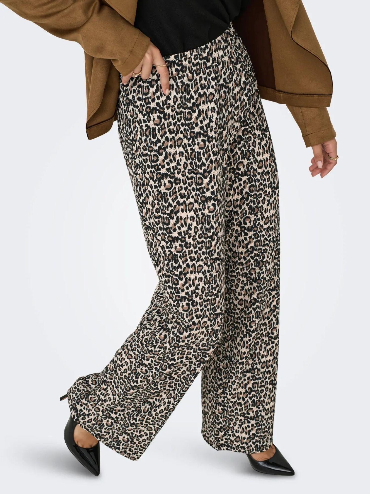Jacqueline De Yong JDYDEBBIE Pantaloni Wide Fit Donna Birch LEO 15352943 Birch LEO JACQUELINE DE YONG