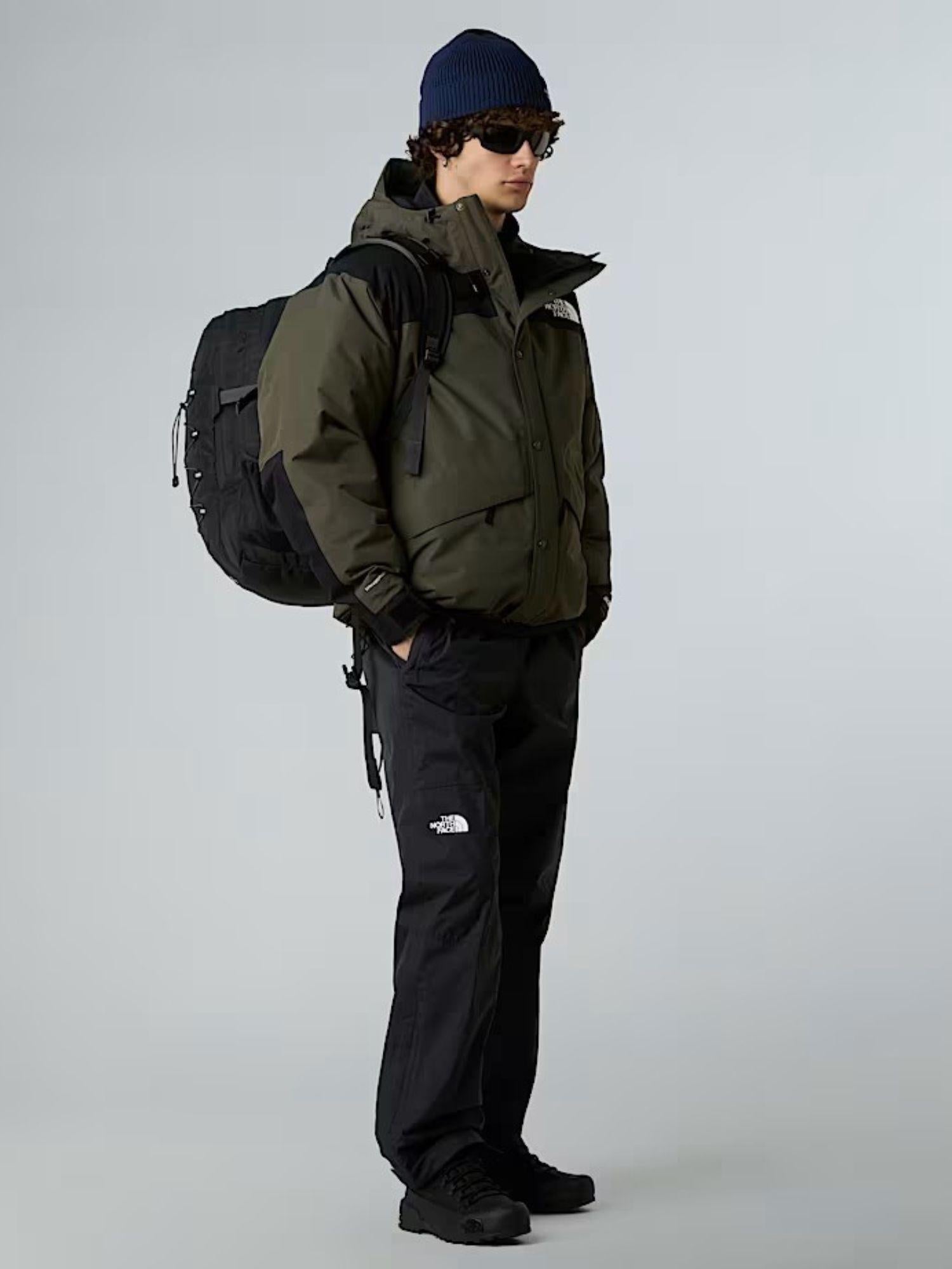 The North Face Zaino Borealis Classic TNF Black Asphalt Grey NPF NF00CF9C 4GZ THE NORTH FACE