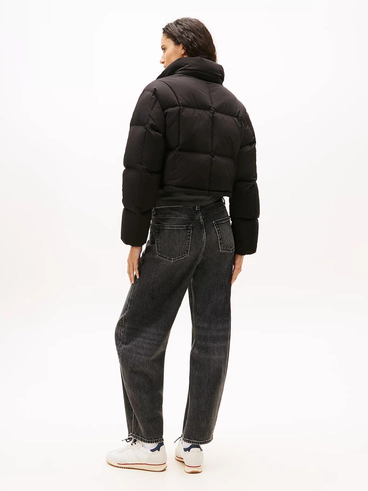 Tommy Hilfiger Piumino Alaska cropped fit Donna Nero DW0DW21624 BDS TOMMY HILFIGER