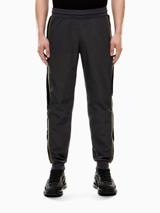 EA7 Emporio Armani Pantaloni jogger Athletic Colour Block in nylon e misto viscosa Uomo Asfalto