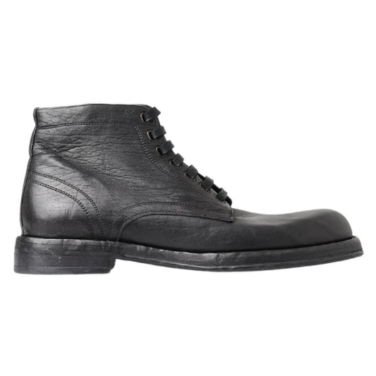 Stivale in pelle nera