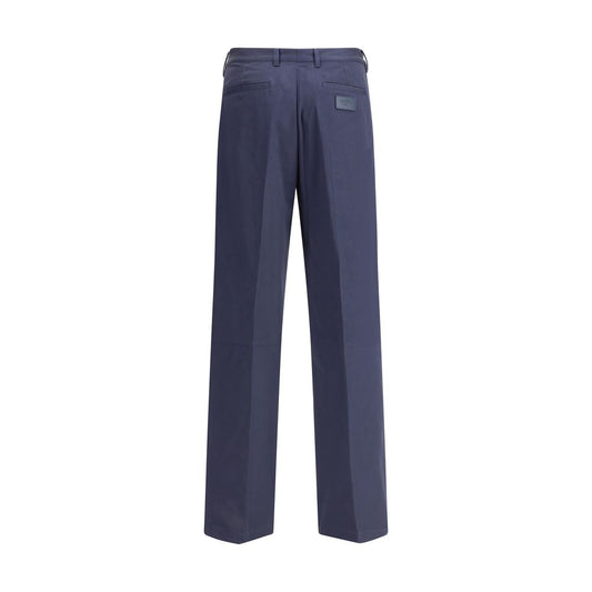 Nuovi pantaloni ricchi