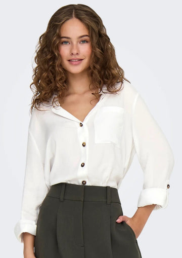 15329311White