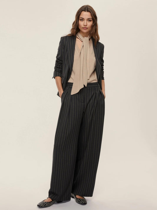 Emme Marella Women's Dear Dark Grey Wool Jacket