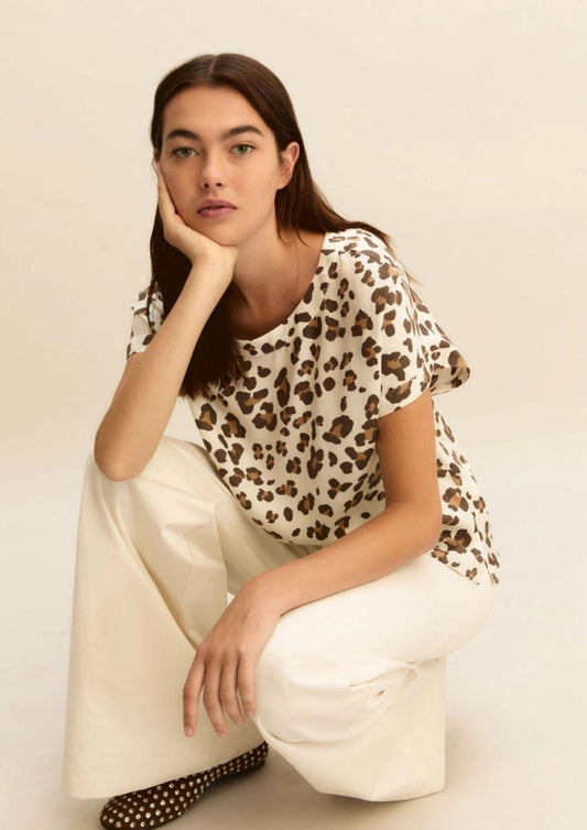 Emme Marella - Women's Sweater Off-white Frogs Animal Print