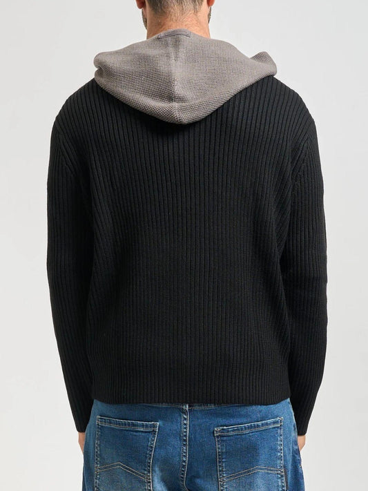Maglione Uomo Nero a Coste con Cappuccio