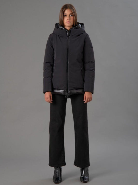 Rihunik Women's Tera Black Winter Jacket