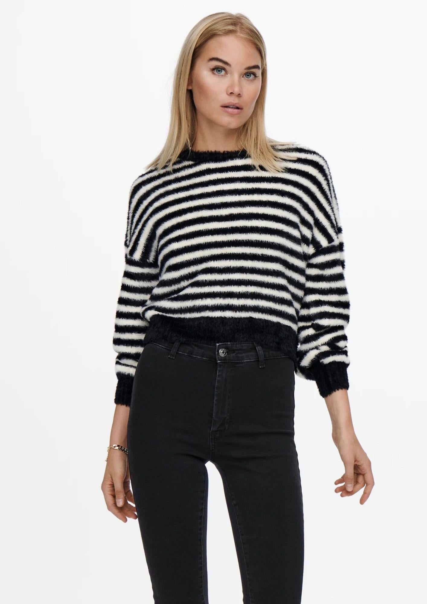  15235973 Black W. EGRET ONLY 