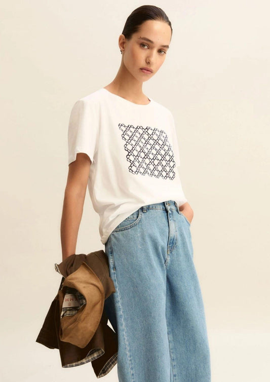 Emme Marella Women's White T-Shirt Blue Geometric Print