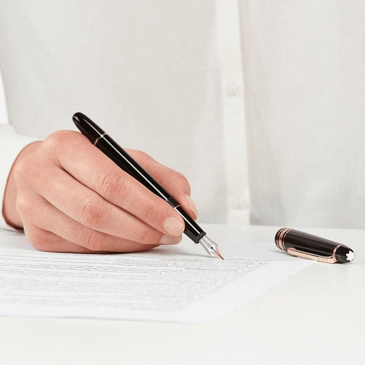 Montblanc stilografica Meisterstück Red Gold Classique punta F 112675